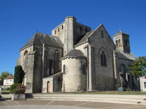 église Notre-Dame du Pin à Le Pin