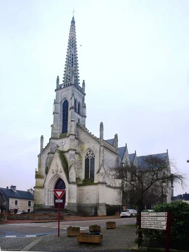 église Notre-Dame-de-l'Assomption de Bourg-des-Comptes à Bourg-des-Comptes