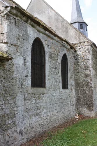 église Saint-Amand de Feuguerolles à Feuguerolles