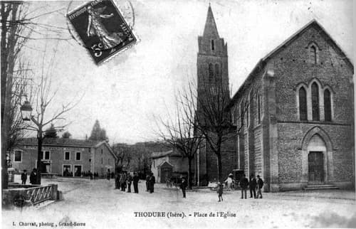 église Saint-André de Thodure à Thodure