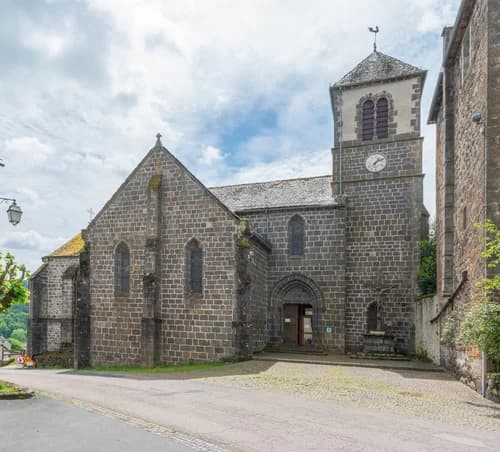 Église église Saint-Armand de Saint-Chamant à Saint-Chamant
