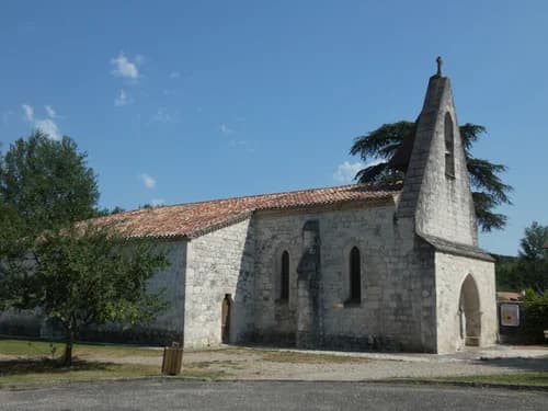 église Saint-Arnaud de Bajamont à Bajamont