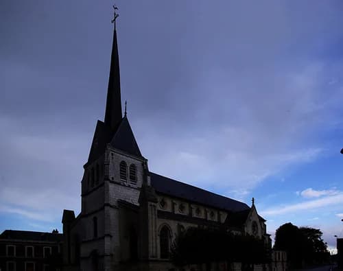 église Saint-Aubin de Saint-Aubin-lès-Elbeuf à Saint-Aubin-lès-Elbeuf