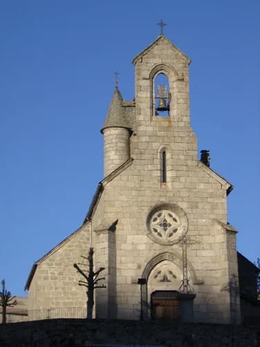église Sainte-Anne du Buisson à Le Buisson