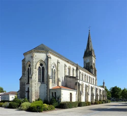 église Sainte-Hélène d'Hourtin