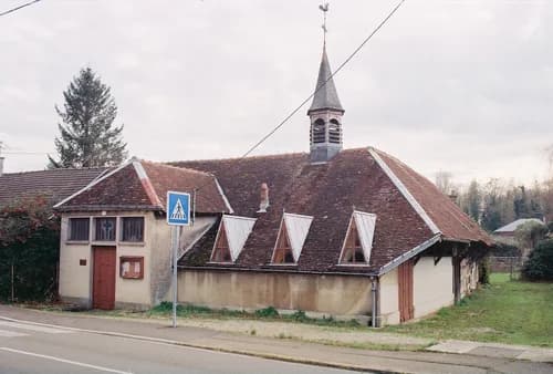 église Sainte-Thérèse-de-l'Enfant-Jésus de La Rivière-de-Corps à La Rivière-de-Corps