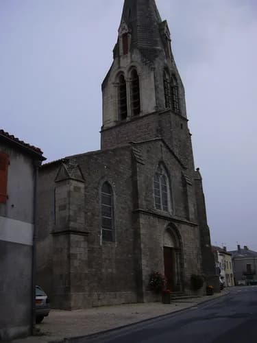 église Saint-Hilaire de Nueil-les-Aubiers
