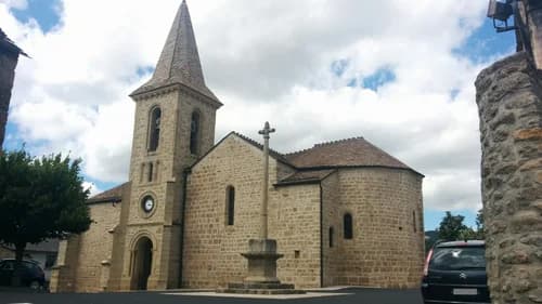 église Saint-Jean-Baptiste de Montrodat à Montrodat