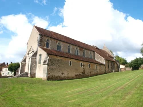 église Saint-Jean-Baptiste de Saint-Sauveur-en-Puisaye à Saint-Sauveur-en-Puisaye