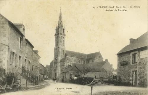 église Saint-Pierre de Plumaugat à Plumaugat