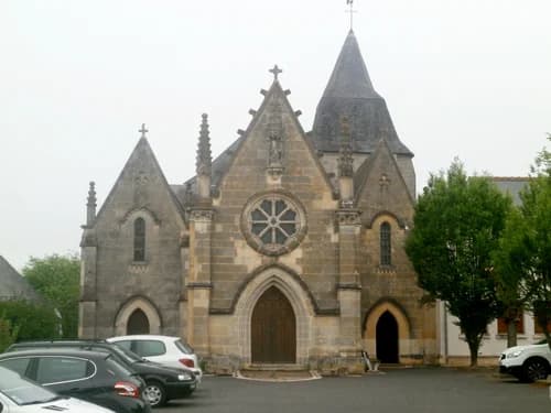 église Saint-Médard de Vallères à Vallères