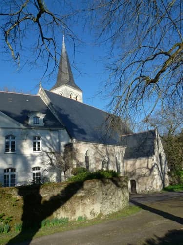 église Saint-Pierre d'Erigné à Mûrs-Erigné
