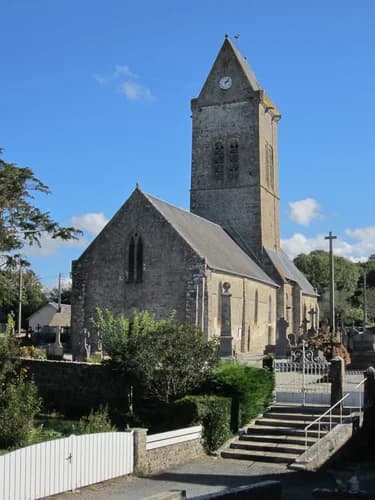 église Saint-Pierre de Muneville-sur-Mer à Muneville-sur-Mer