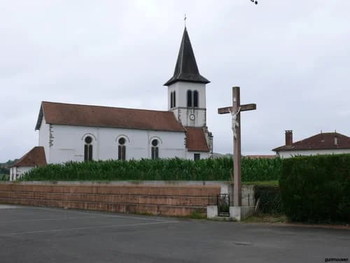 église Saint-Pierre de Béguios à Béguios