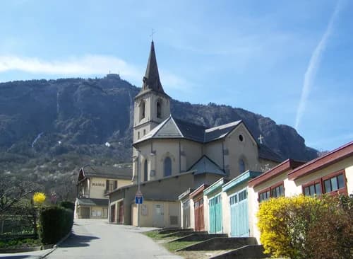 église Saint-Martin de Saint-Martin-d'Arc à Saint-Martin-d'Arc