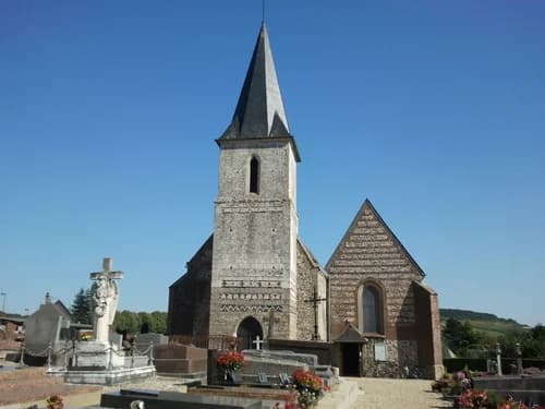 église Saint-Pierre de Dampierre-Saint-Nicolas à Dampierre-Saint-Nicolas