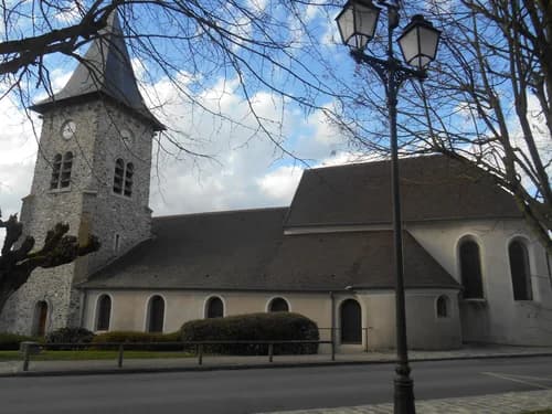 église Saint-Pierre de Coupvray à Coupvray