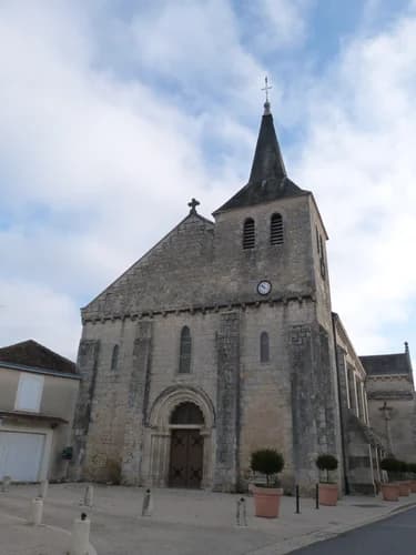 église Saint-Maixent de Lussac-les-Châteaux