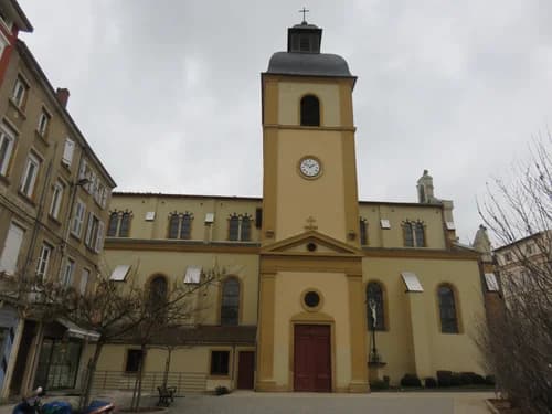 église Saint-Pothin d'Amplepuis à Amplepuis