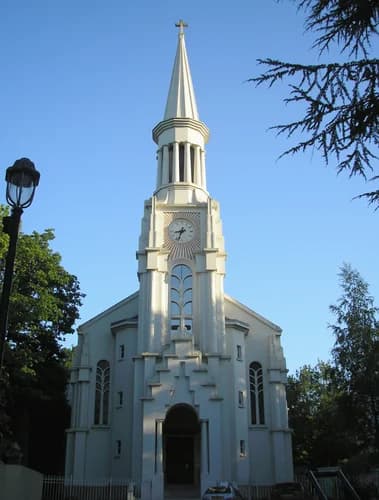 église du Sacré-Cœur de Bagnoles-de-l'Orne à Bagnoles de l'Orne Normandie