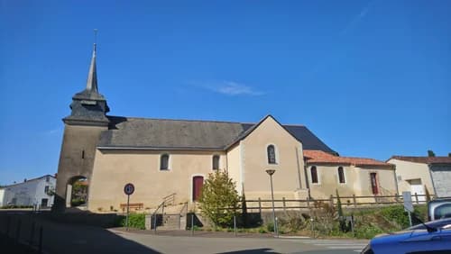église Saint-Sauveur de Saint-Sauveur-de-Landemont à Saint-Sauveur-de-Landemont