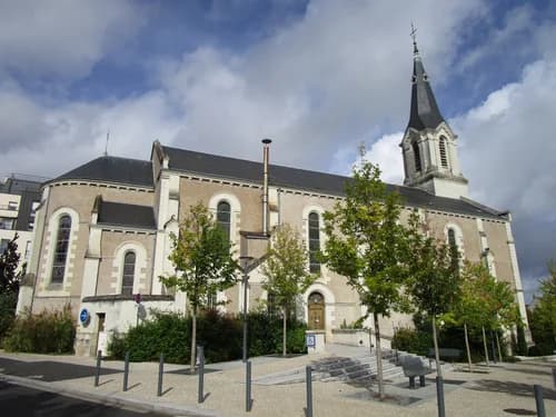 église Saint-Pierre-et-Saint-Paul de Joué-lès-Tours