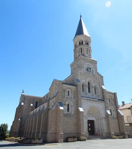 Église Saint Pierre  à Romanèche-Thorins