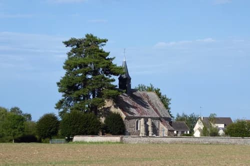 église Saint-Just-et-Sainte-Anne de Fresnay-le-Gilmert à Fresnay-le-Gilmert