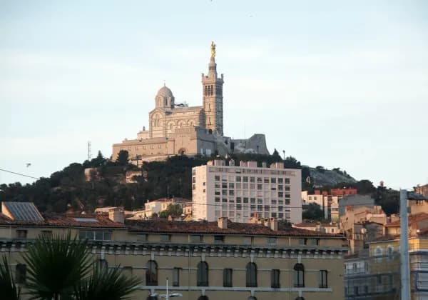 église Saint-Arnoux de Montguers à Montguers
