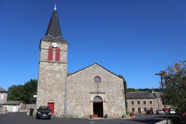 église Saint-Jean-Baptiste de Chenereilles à Chenereilles