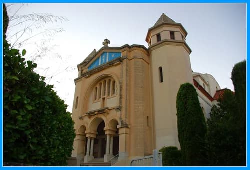Église Église de la Sainte-Famille à Béziers