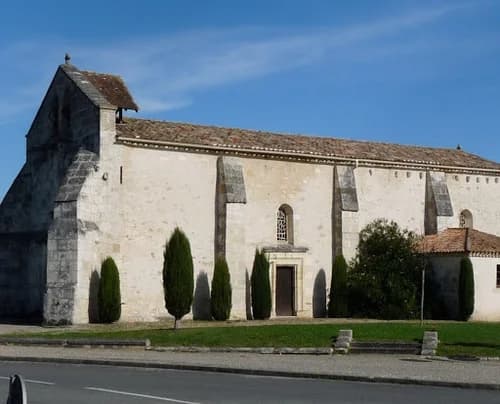 Église Saint-Laurent à Saint-Yzan-de-Soudiac