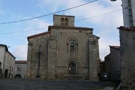 église Saint-Pierre de Champagnac-le-Vieux à Champagnac-le-Vieux