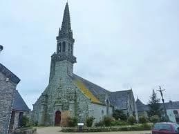 Église église Saint-Cadoan de Poullan-sur-Mer à Poullan-sur-Mer