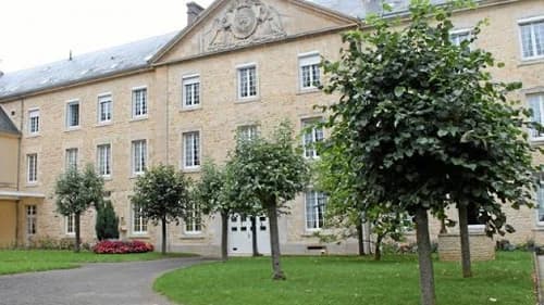 Sœurs De La Providence De Sées à Sées