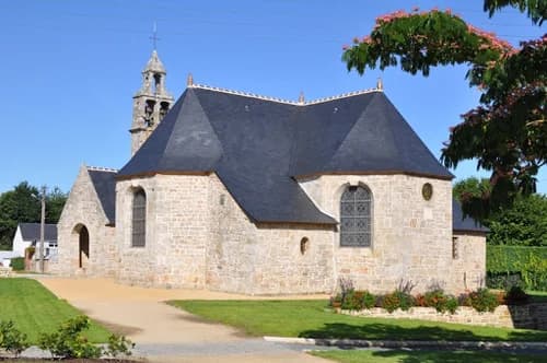 Église Saint-Pabu à Saint-Pabu