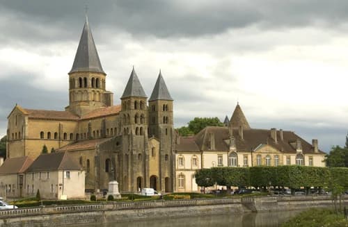 basilique du Sacré-Cœur de Paray-le-Monial à Paray-le-Monial