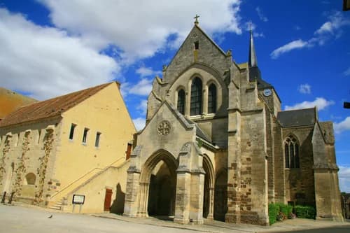 église Saint-Hippolyte de Vivoin à Vivoin