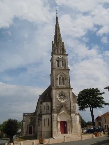 église Saint Jean-Baptiste de Lhommaizé à Lhommaizé