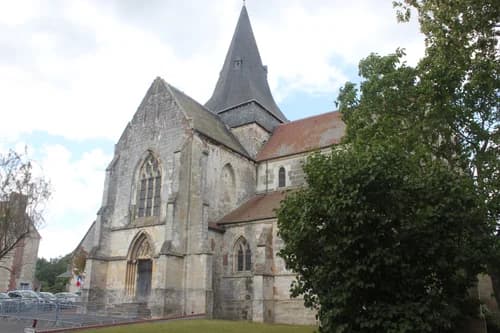 église Saint-Sauveur de Beaumont-en-Auge à Beaumont-en-Auge