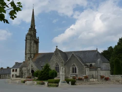 église Saint-Pierre de Plougras à Plougras