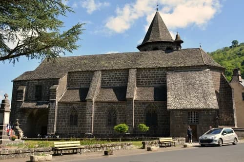 église Saint-Vincent de Fontanges à Fontanges