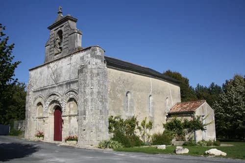 église Saint-Maxime d'Antezant-la-Chapelle à Antezant-la-Chapelle