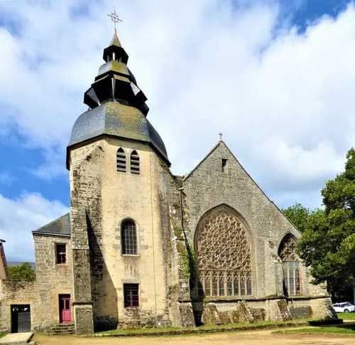 église Notre-Dame-des-Carmes de Pont-l'Abbé à Pont-l'Abbé