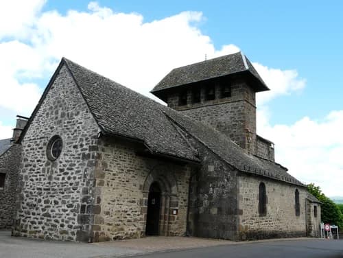 église Saint-Bonnet de Saint-Bonnet-de-Salers à Saint-Bonnet-de-Salers