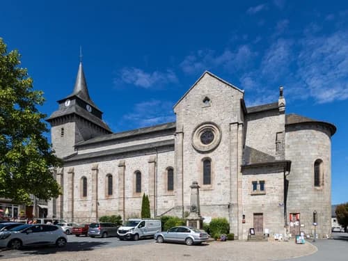 Église église Saint-Antoine-l'Ermite d'Égletons à Égletons