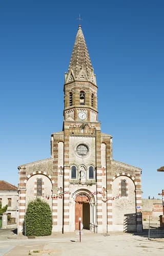 église Saint-Pierre-ès-Liens de Labastide-Saint-Pierre à Labastide-Saint-Pierre
