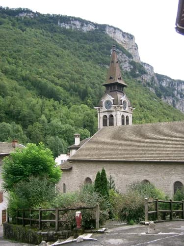 église Saint-André de Tenay à Tenay