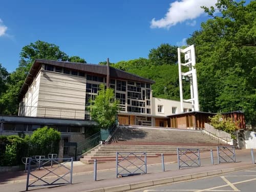 église Sainte-Bernadette de Chaville à Chaville