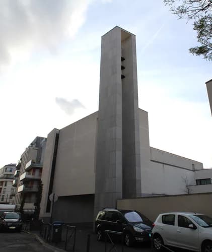 église Notre-Dame-du-Rosaire des Lilas à Les Lilas